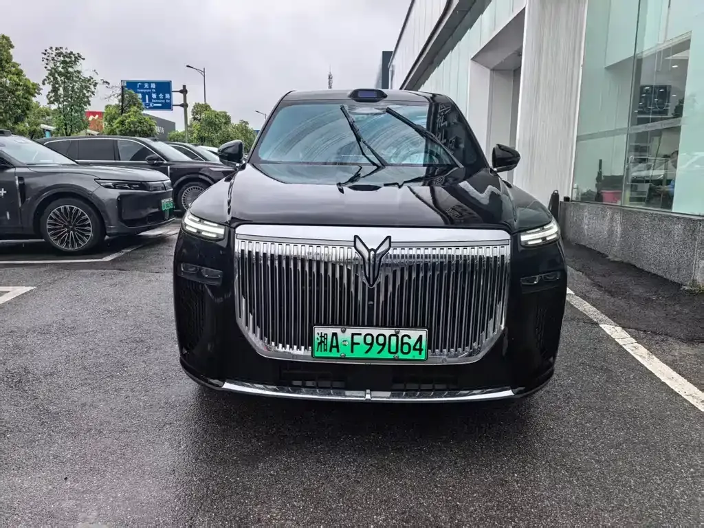 VOYAH Lantu Taishan 2025 из CN, фото 6