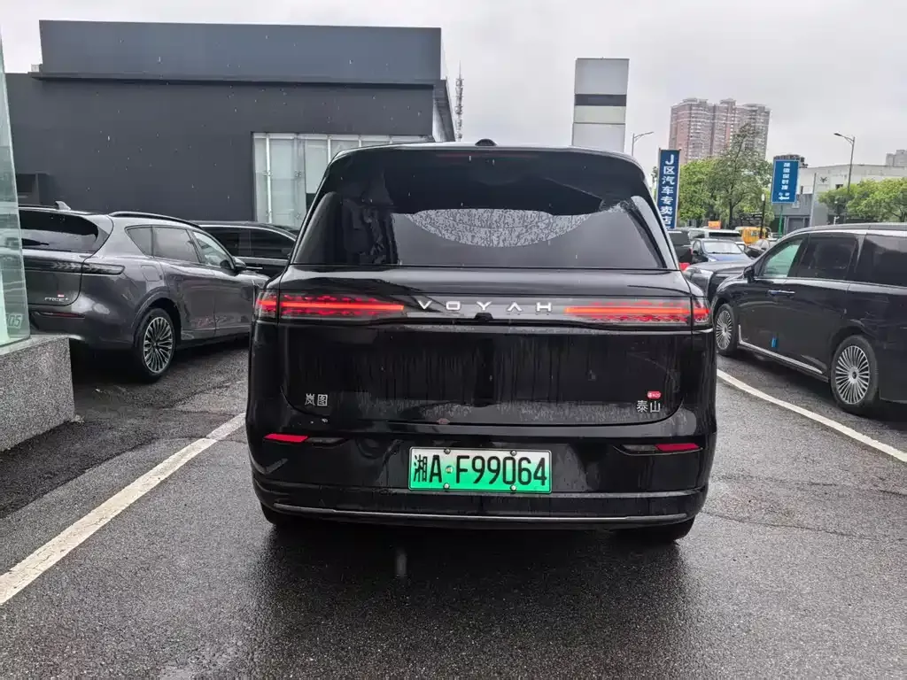 VOYAH Lantu Taishan 2025 из CN, фото 10