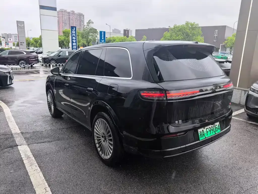 VOYAH Lantu Taishan 2025 из CN, фото 9