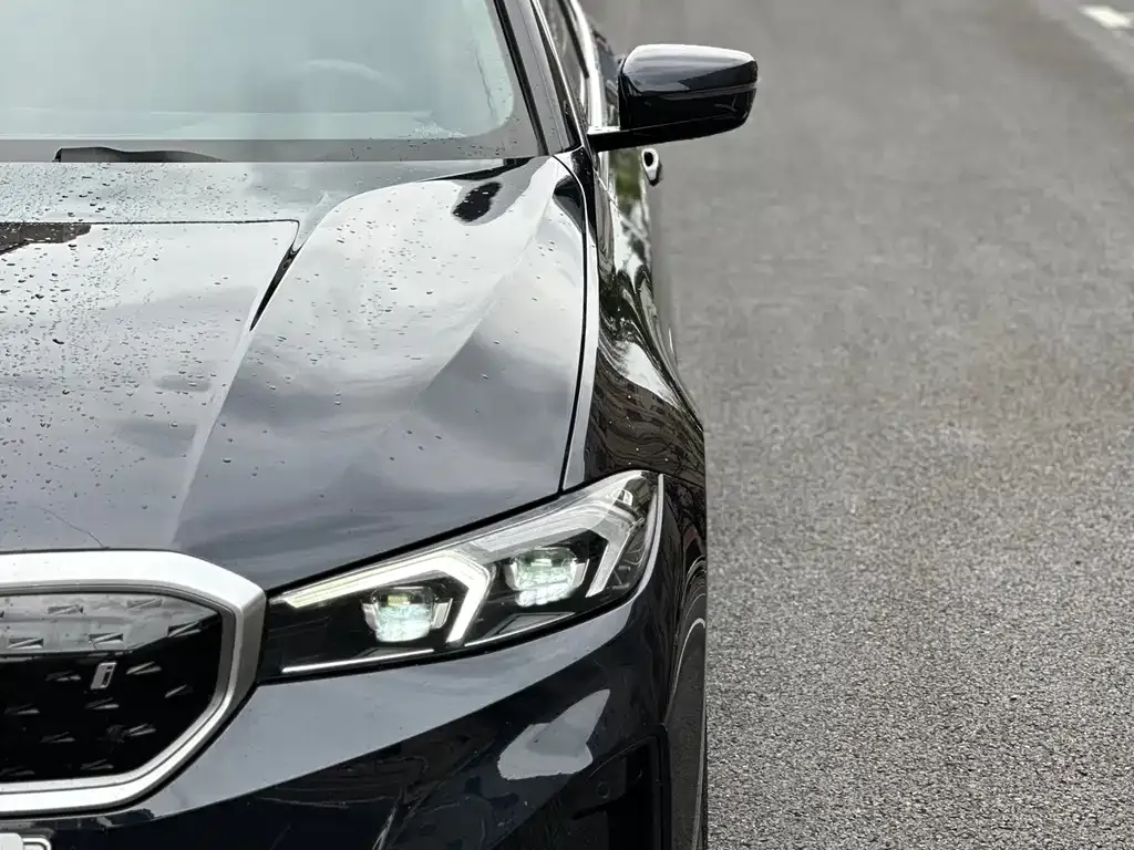 BMW i3 2024 из CN, фото 2