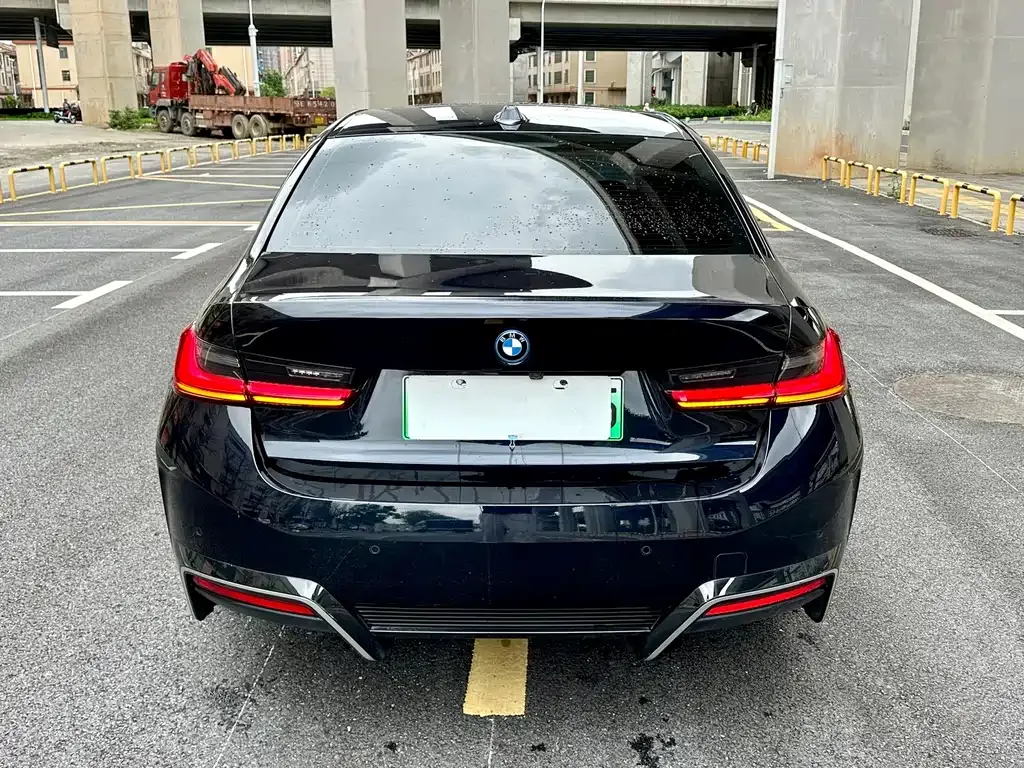 BMW i3 2024 из CN, фото 9