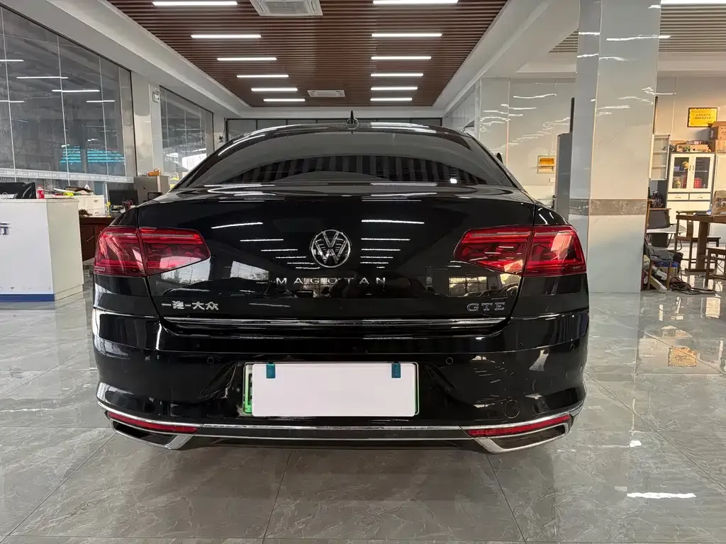 Volkswagen Magotan GTE PHEV 2023 из CN, фото 2