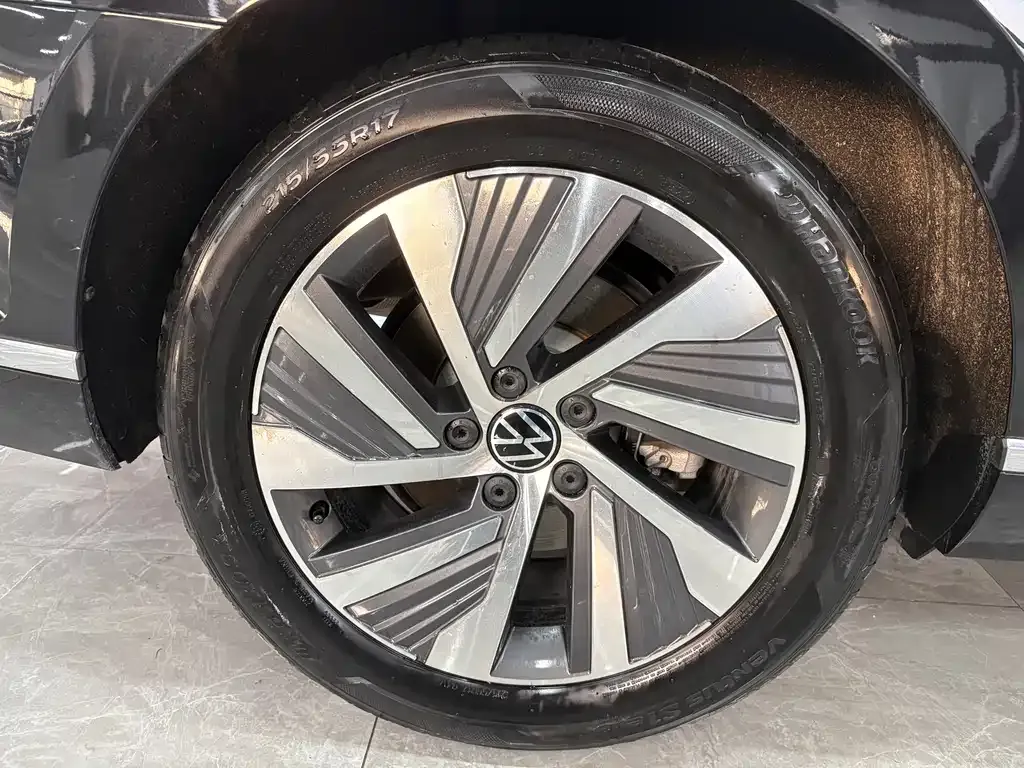 Volkswagen Magotan GTE PHEV 2023 из CN, фото 7