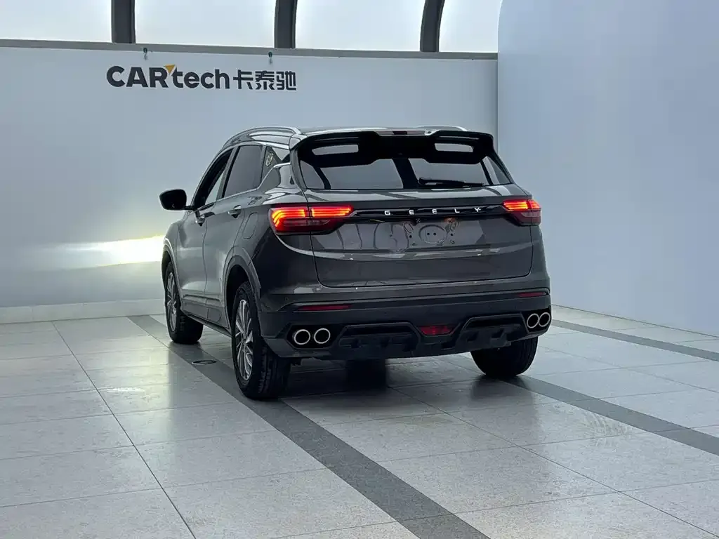 Geely Binyue — фото 10
