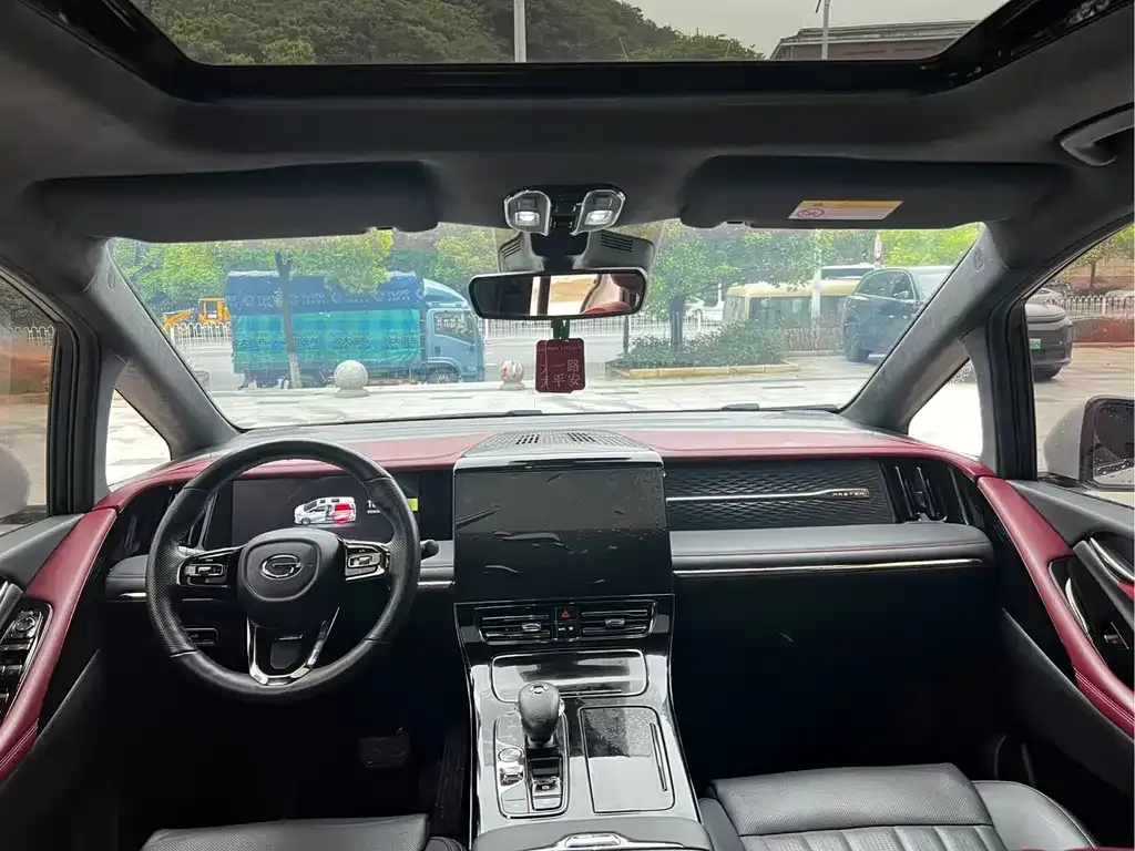 GAC Motor Trumpchi M8 — фото 10