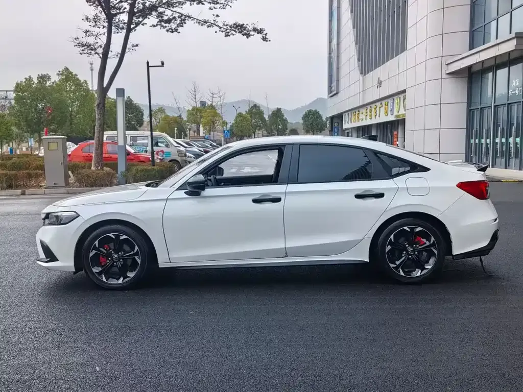 Honda Civic — фото 6