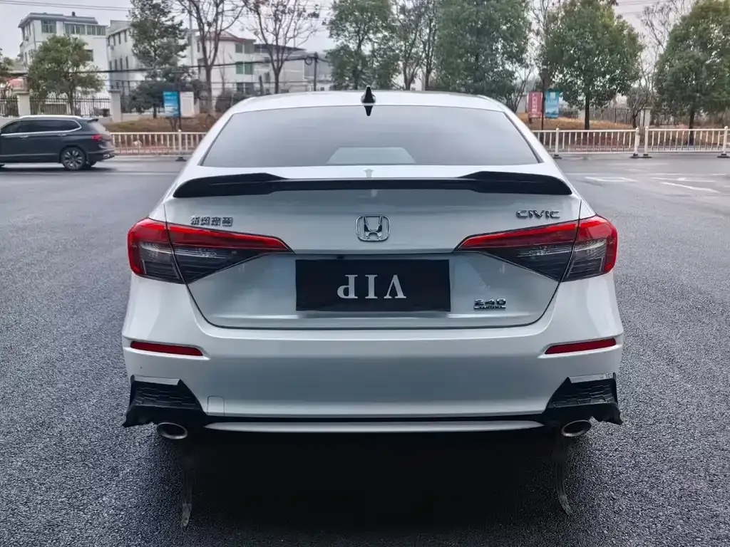 Honda Civic — фото 7