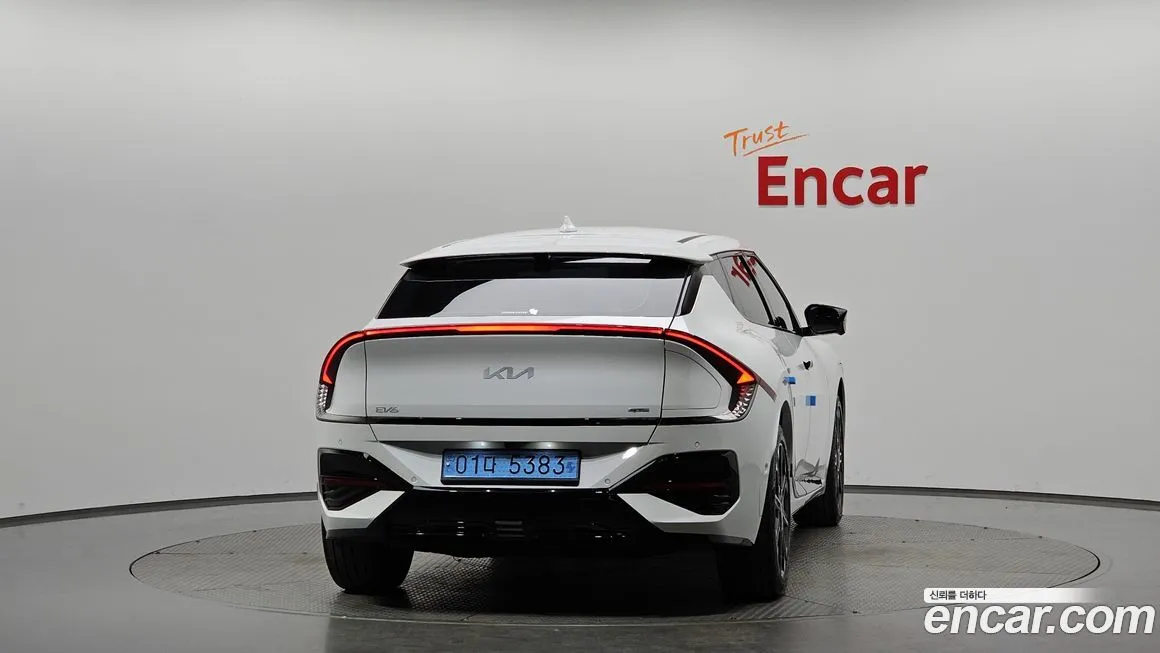 Kia EV6 — фото 4