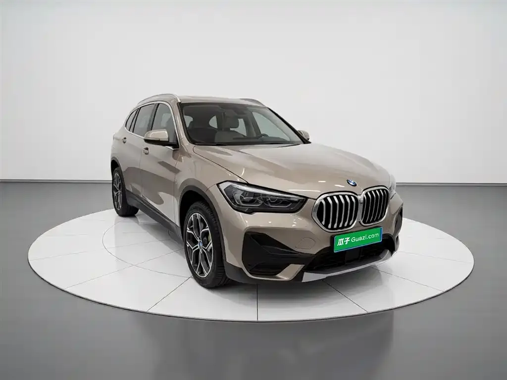 BMW X1 — фото 2