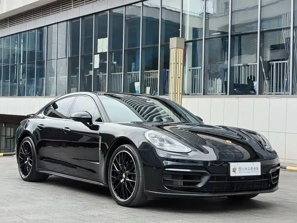 Porsche Panamera — фото 10