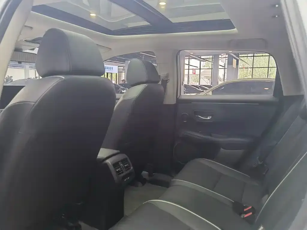 Honda HR-V 2024 из CN, фото 6