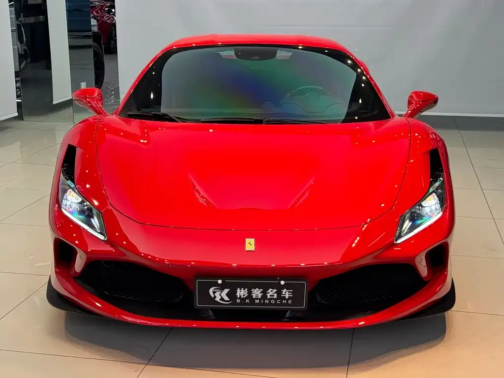 Ferrari F8 — фото 8