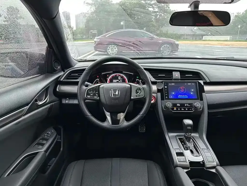Honda Civic — фото 9