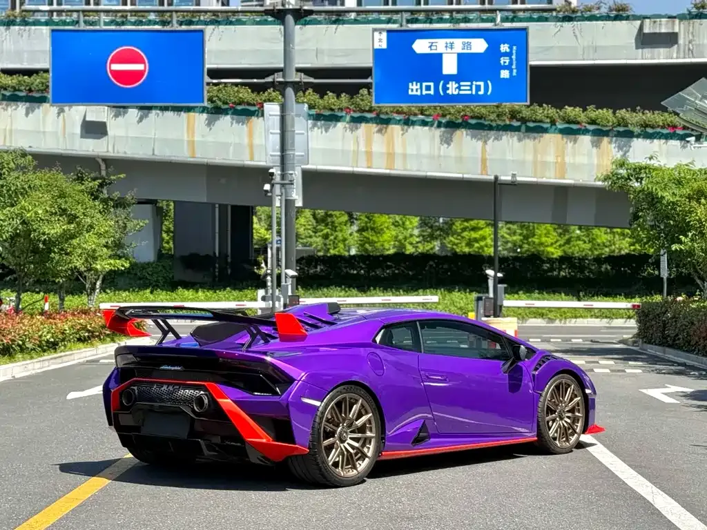 Lamborghini Huracan — фото 5
