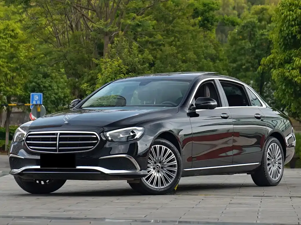 Mercedes-Benz E-Class 2023 из CN, фото 1