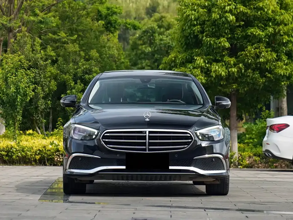 Mercedes-Benz E-Class 2023 из CN, фото 7