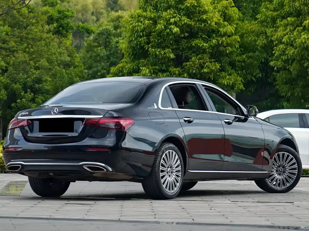 Mercedes-Benz E-Class 2023 из CN, фото 6