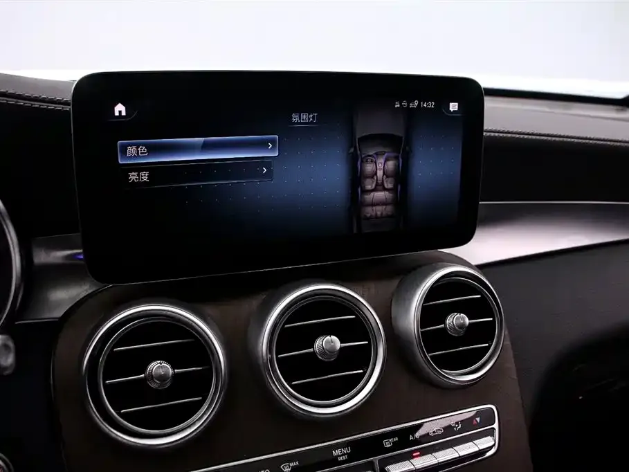 Mercedes-Benz GLC — фото 10
