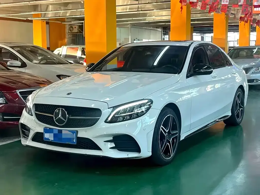Mercedes-Benz C-Class — фото 1