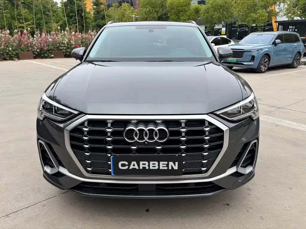 Audi Q3 — фото 10