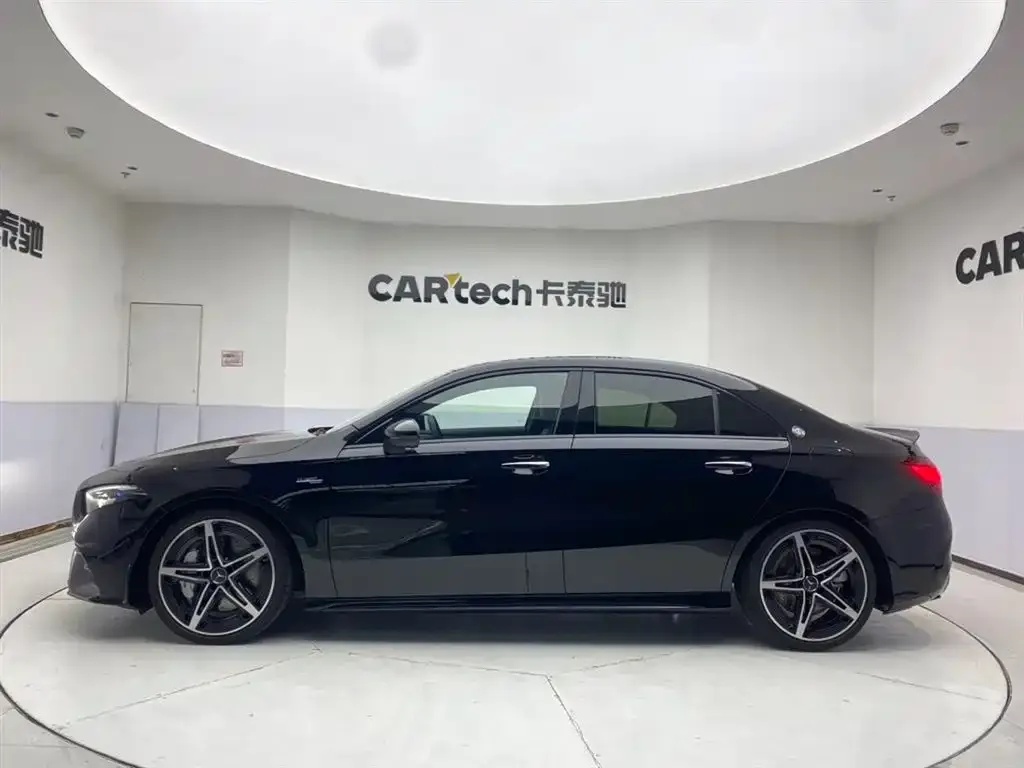 Mercedes-Benz A-Class AMG — фото 4