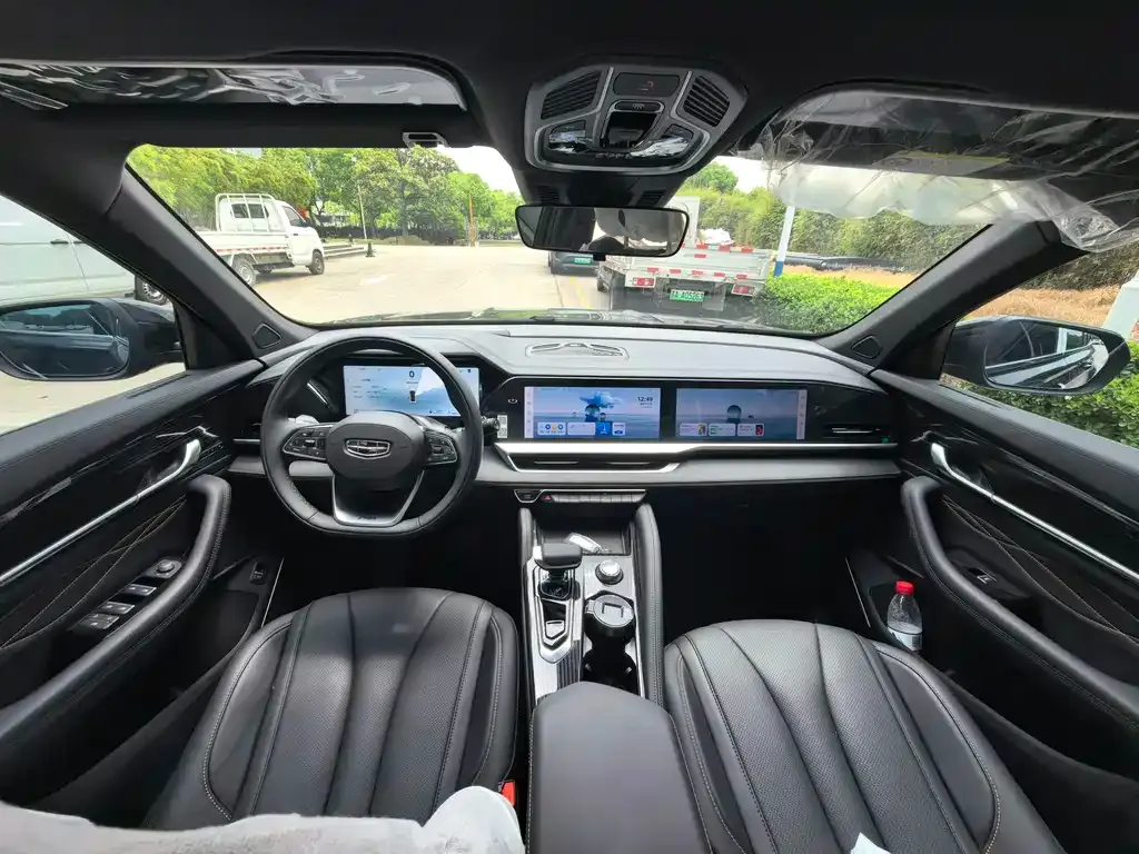 Geely Xingyue L 2024 из CN, фото 3