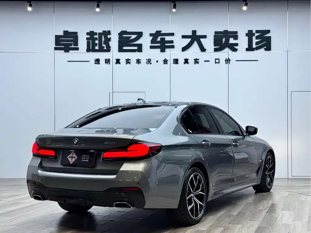 BMW 5 Series (Import) — фото 3