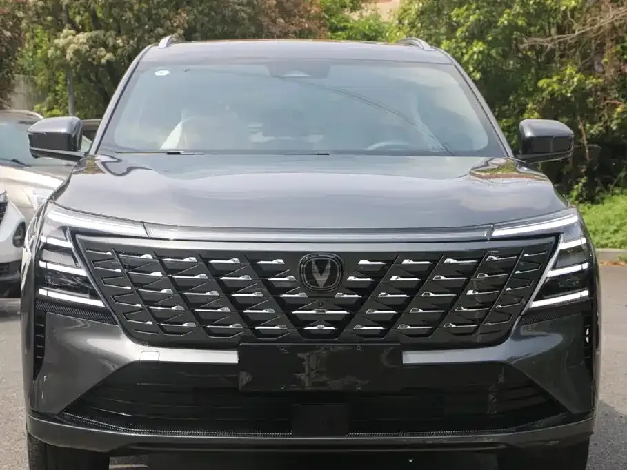 Changan CS75PLUS — фото 10