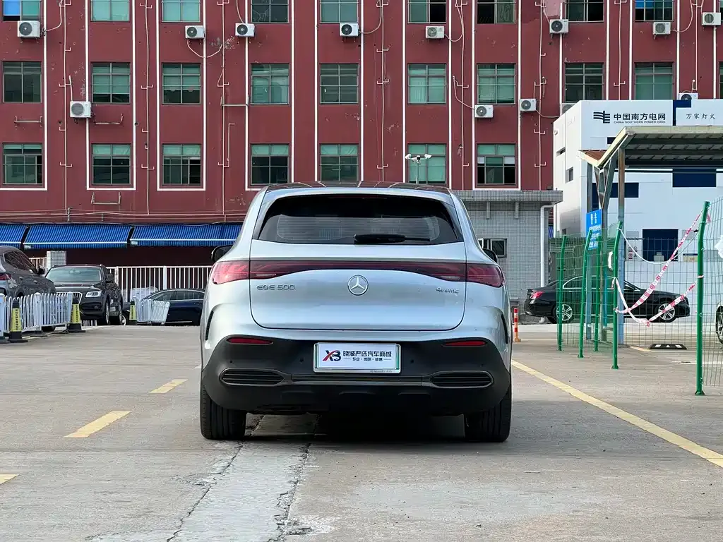 Mercedes-Benz EQE SUV 2023 из CN, фото 10
