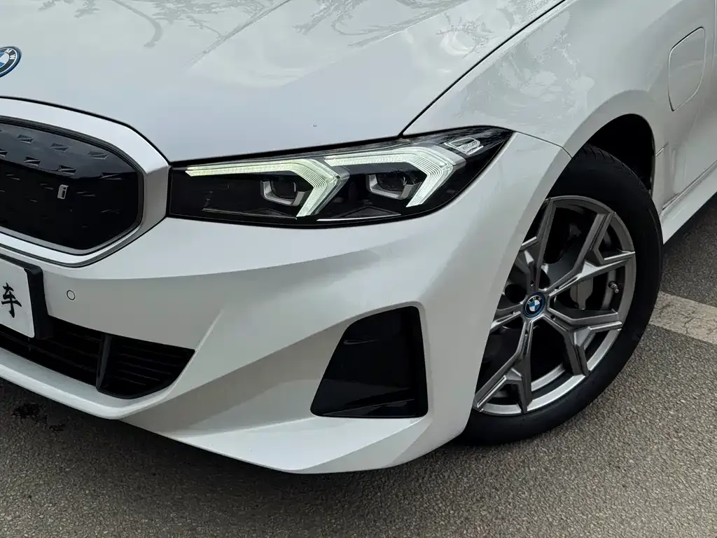 BMW i3 — фото 6