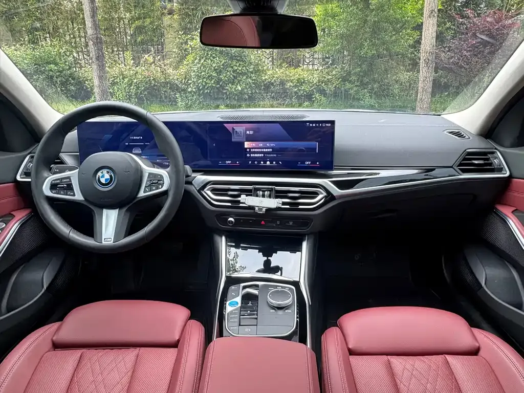 BMW i3 — фото 8