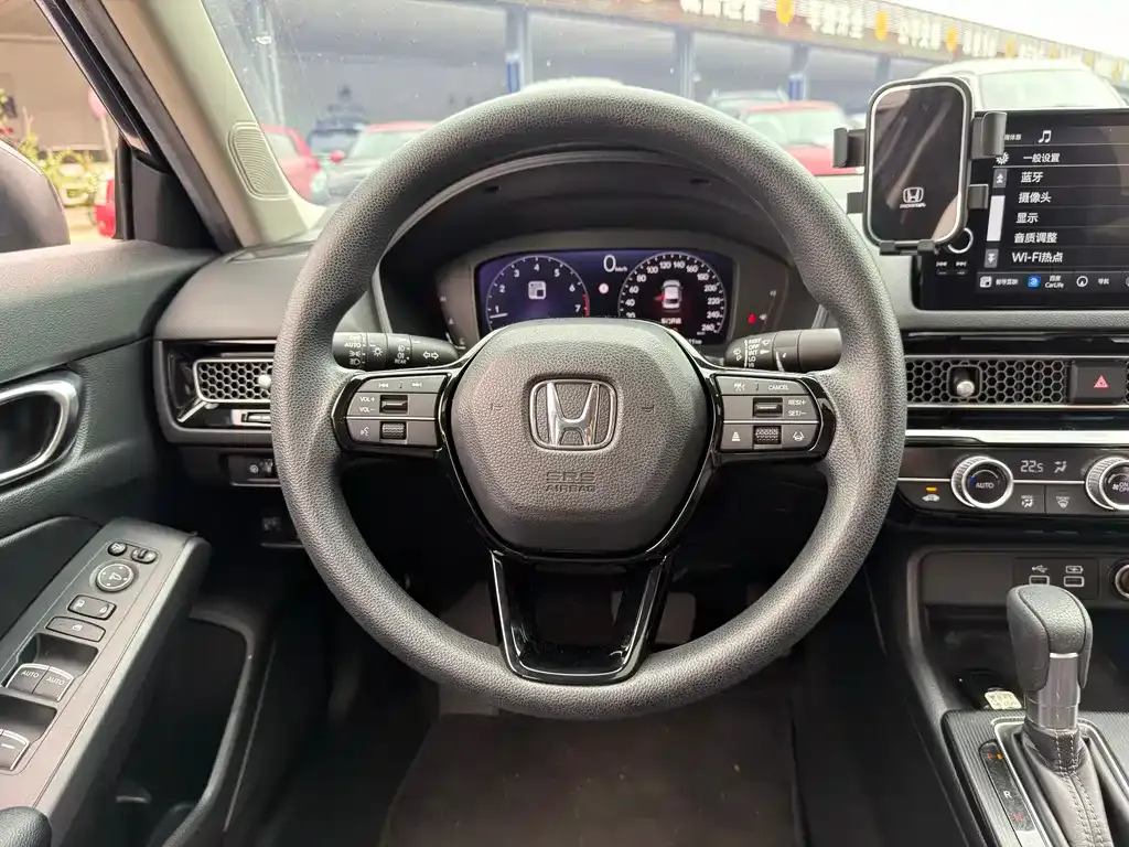 Honda Civic — фото 10