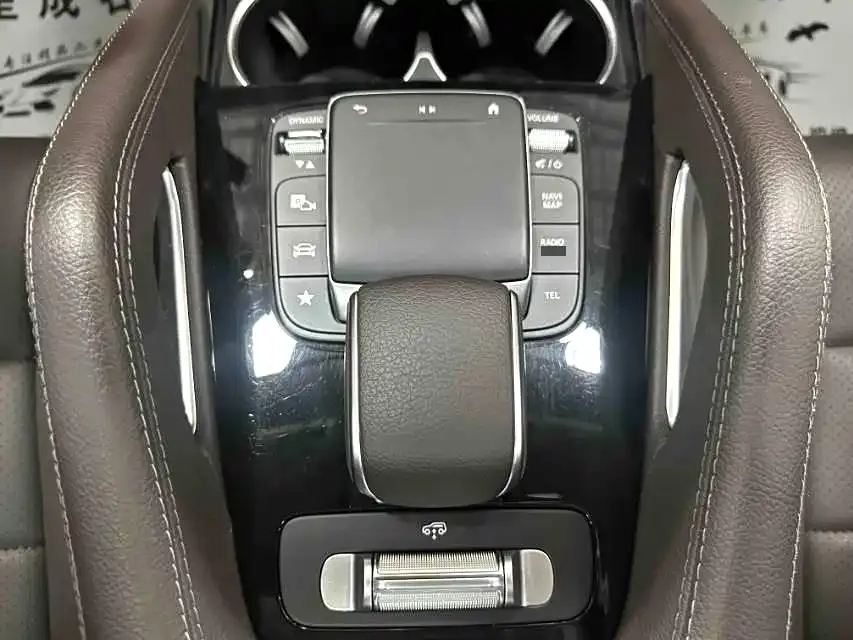 Mercedes-Benz GLE — фото 6