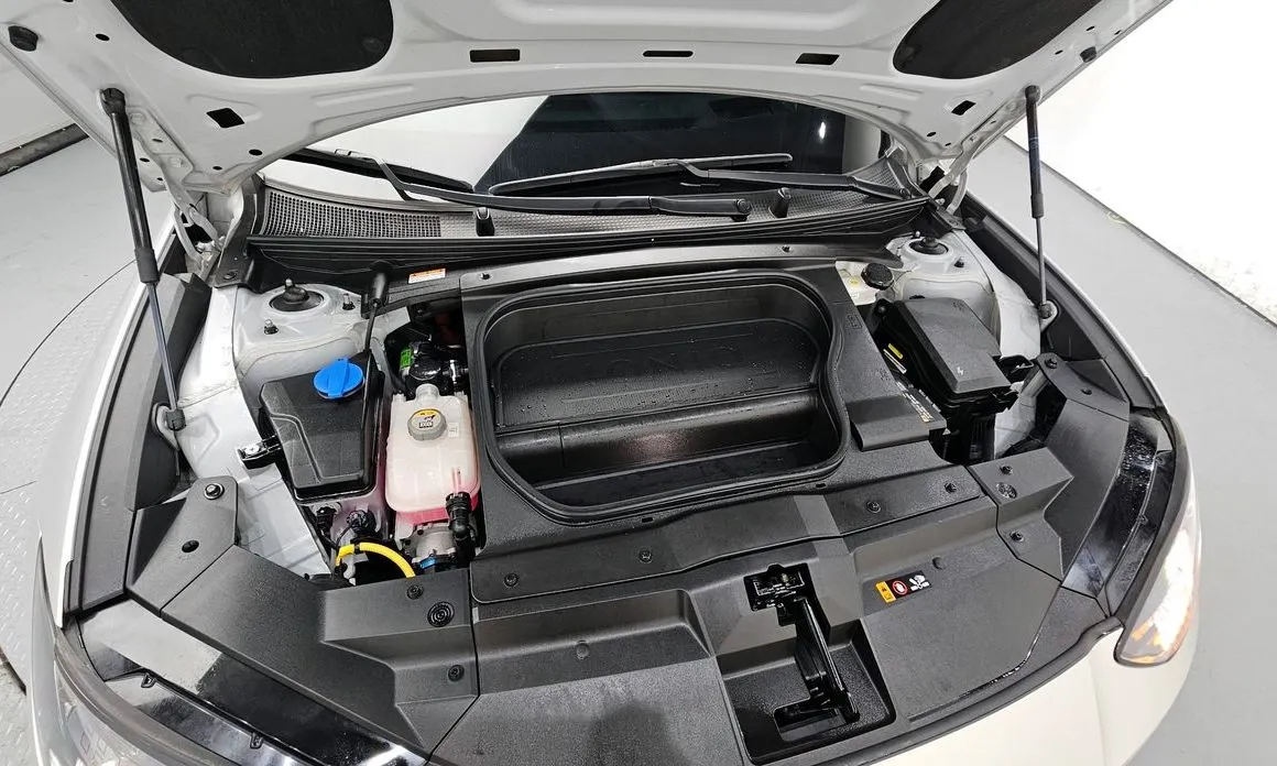 Hyundai Ioniq6 — фото 9