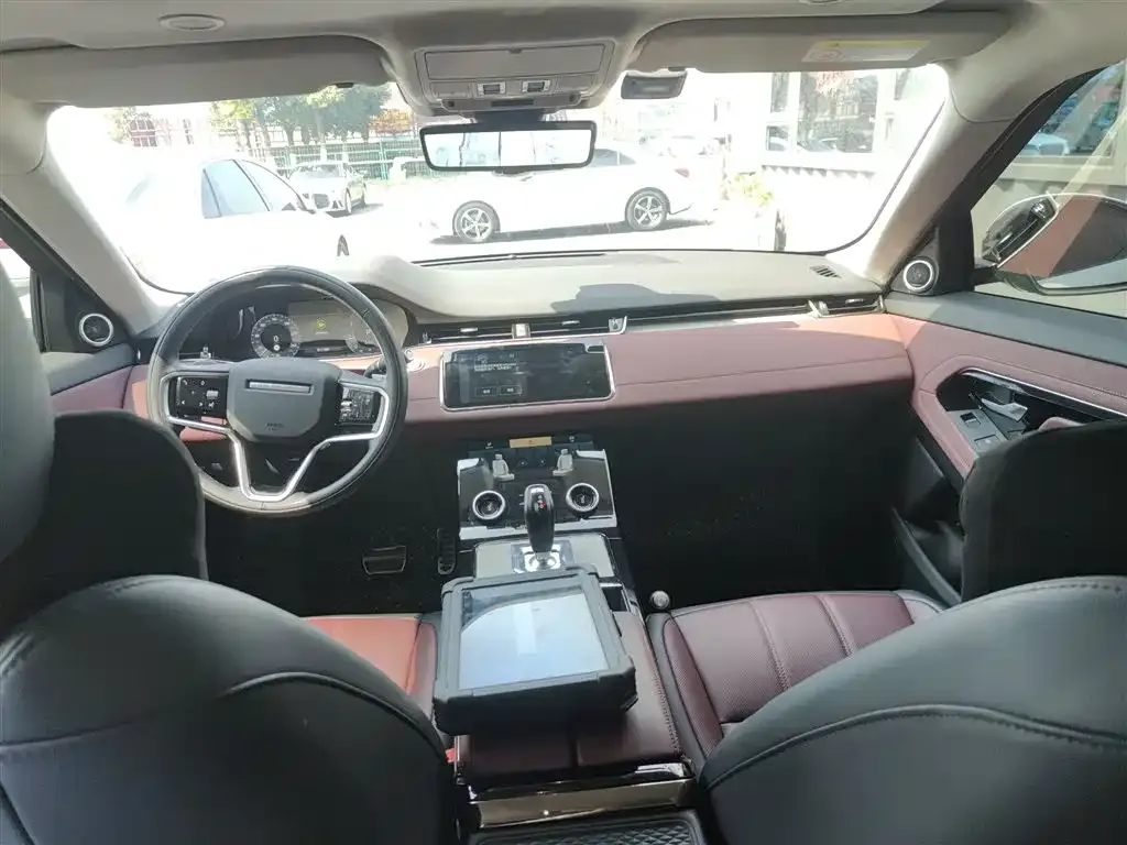 Land Rover Evoque — фото 3