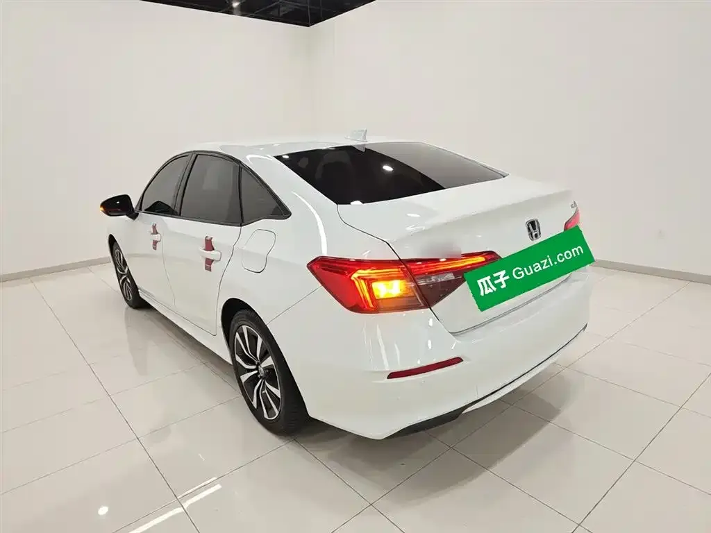 Honda Civic — фото 7