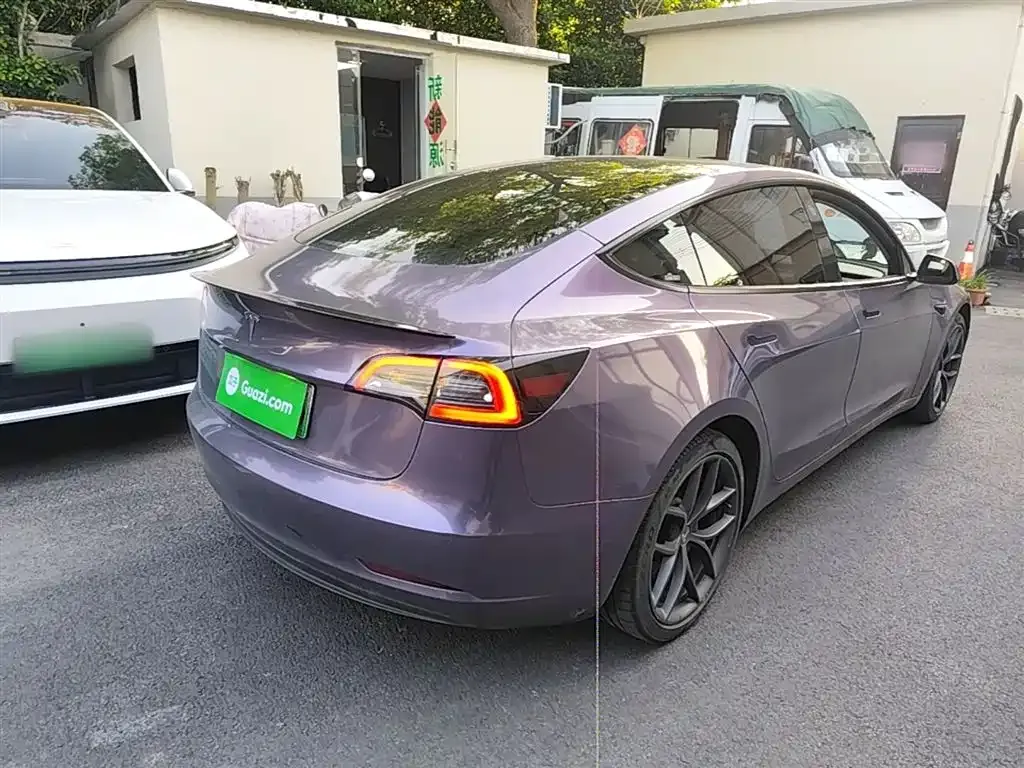 Tesla Model 3 — фото 10