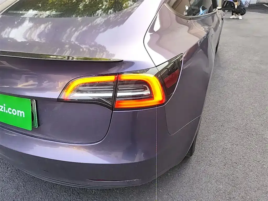 Tesla Model 3 — фото 2