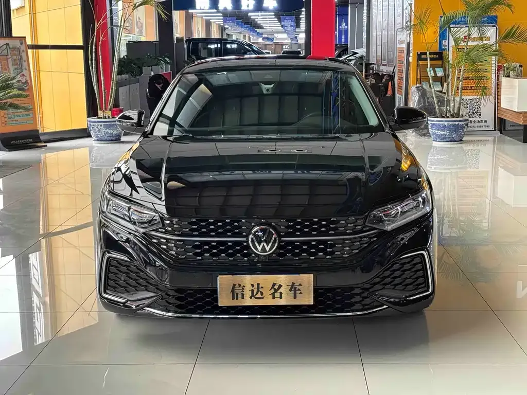 Volkswagen Passat — фото 10