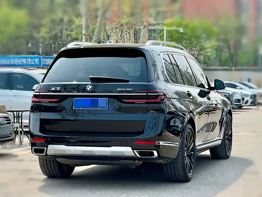 BMW X7 — фото 5