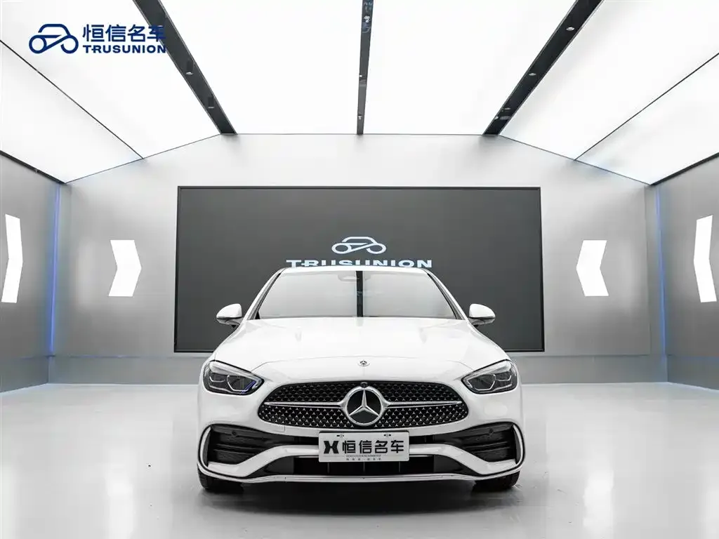 Mercedes-Benz C-Class — фото 6