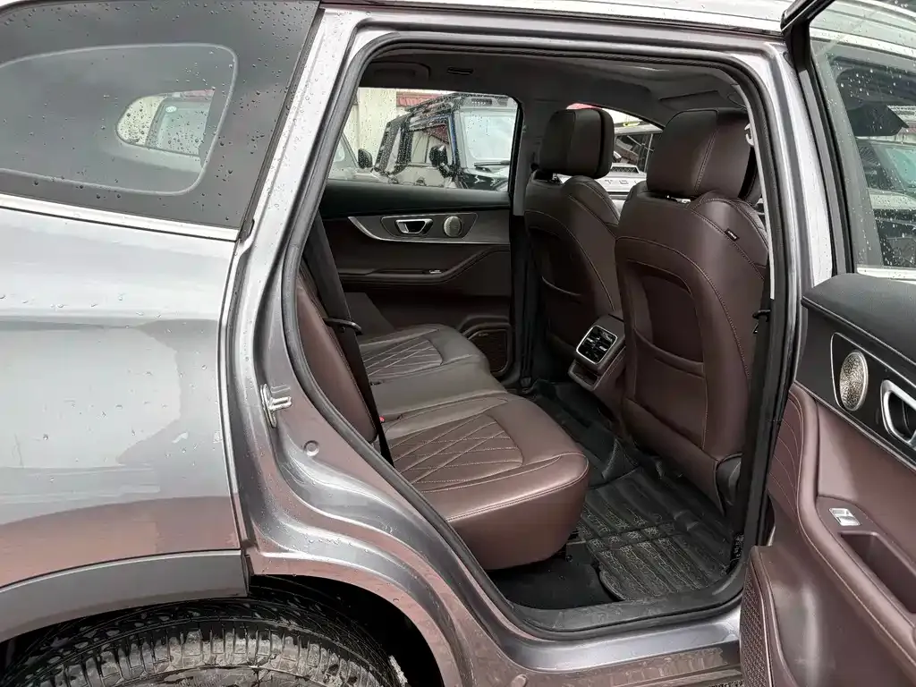 Chery Tiggo 8 PRO — фото 2