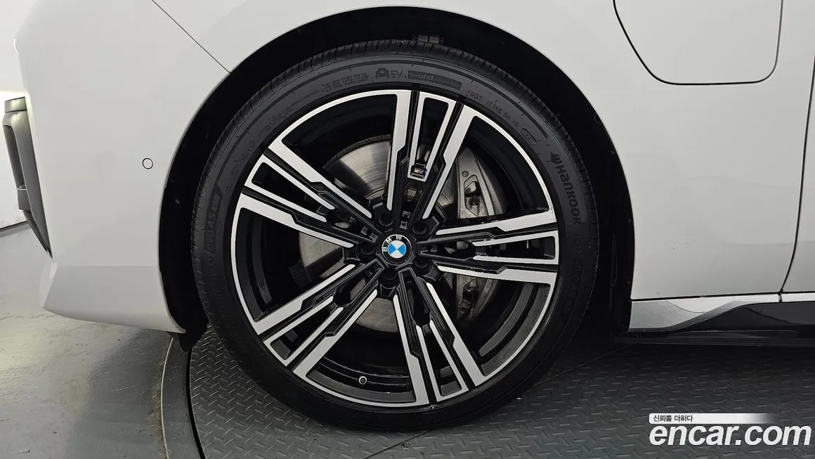 BMW 7-Series 2023 из KR, фото 6