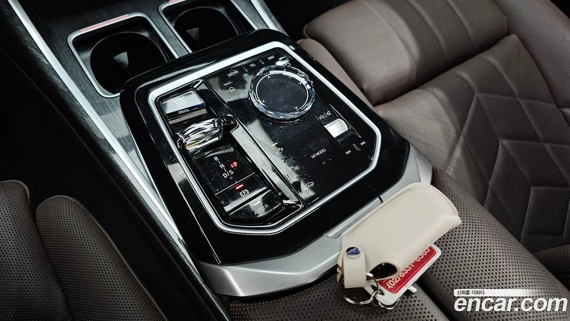 BMW 7-Series 2023 из KR, фото 9