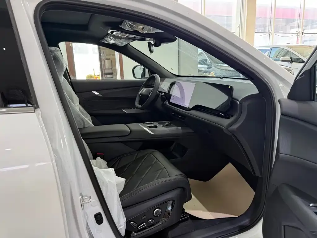 Changan CS75PLUS — фото 7