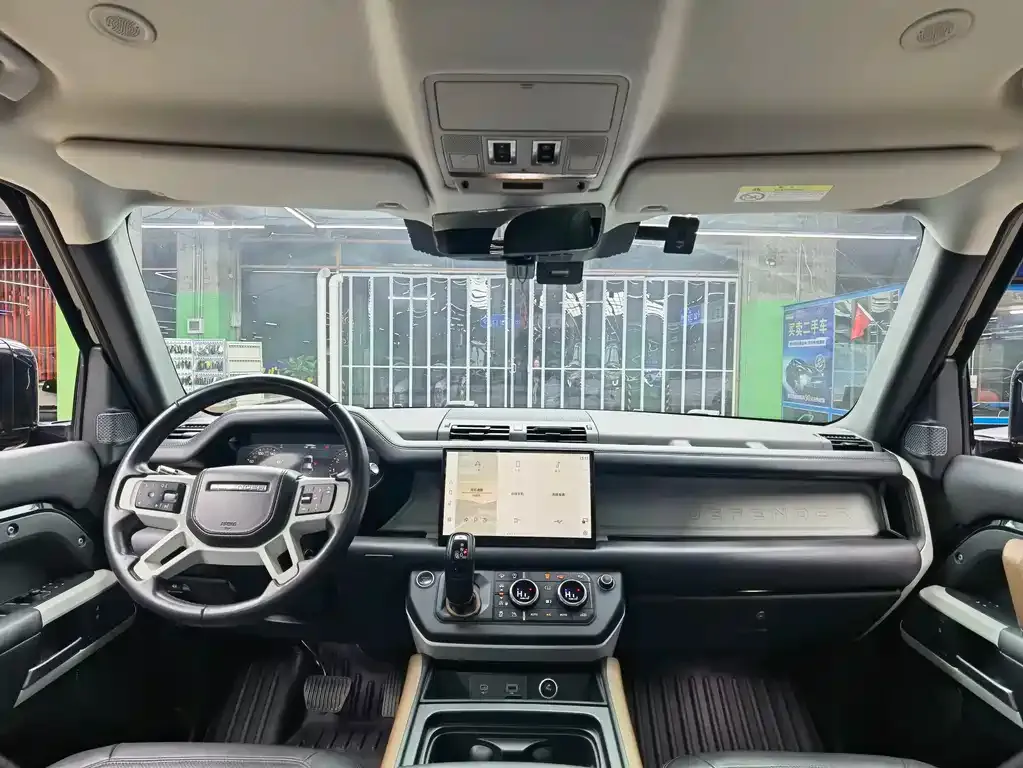 Land Rover Defender — фото 5