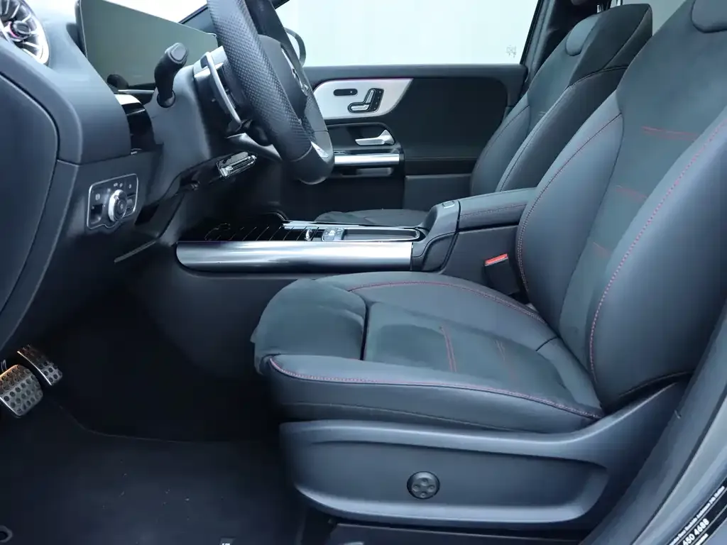 Mercedes-Benz GLA AMG 2024 из CN, фото 10