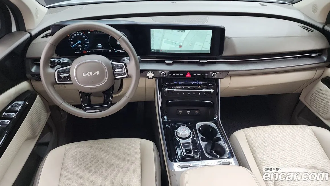 Kia Carnival — фото 10
