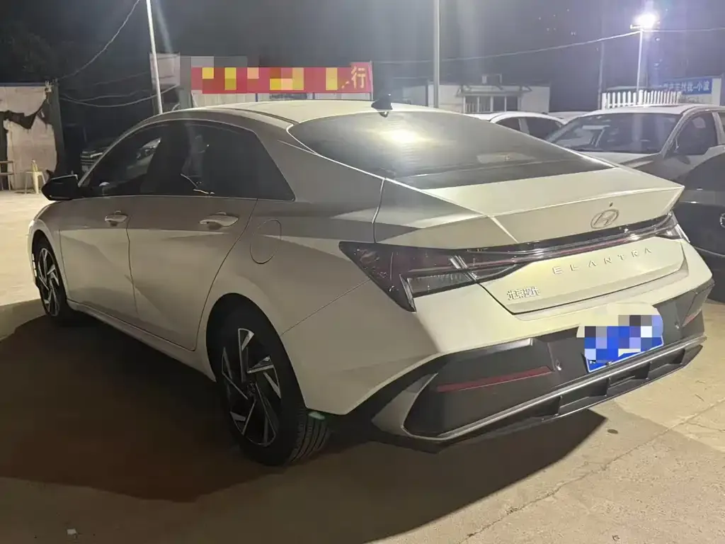 Hyundai Elantra 2024 из CN, фото 9