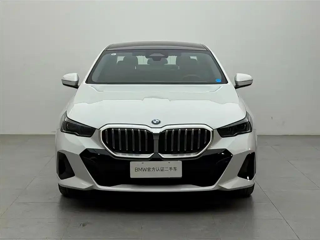 BMW 5 Series (Import) — фото 2